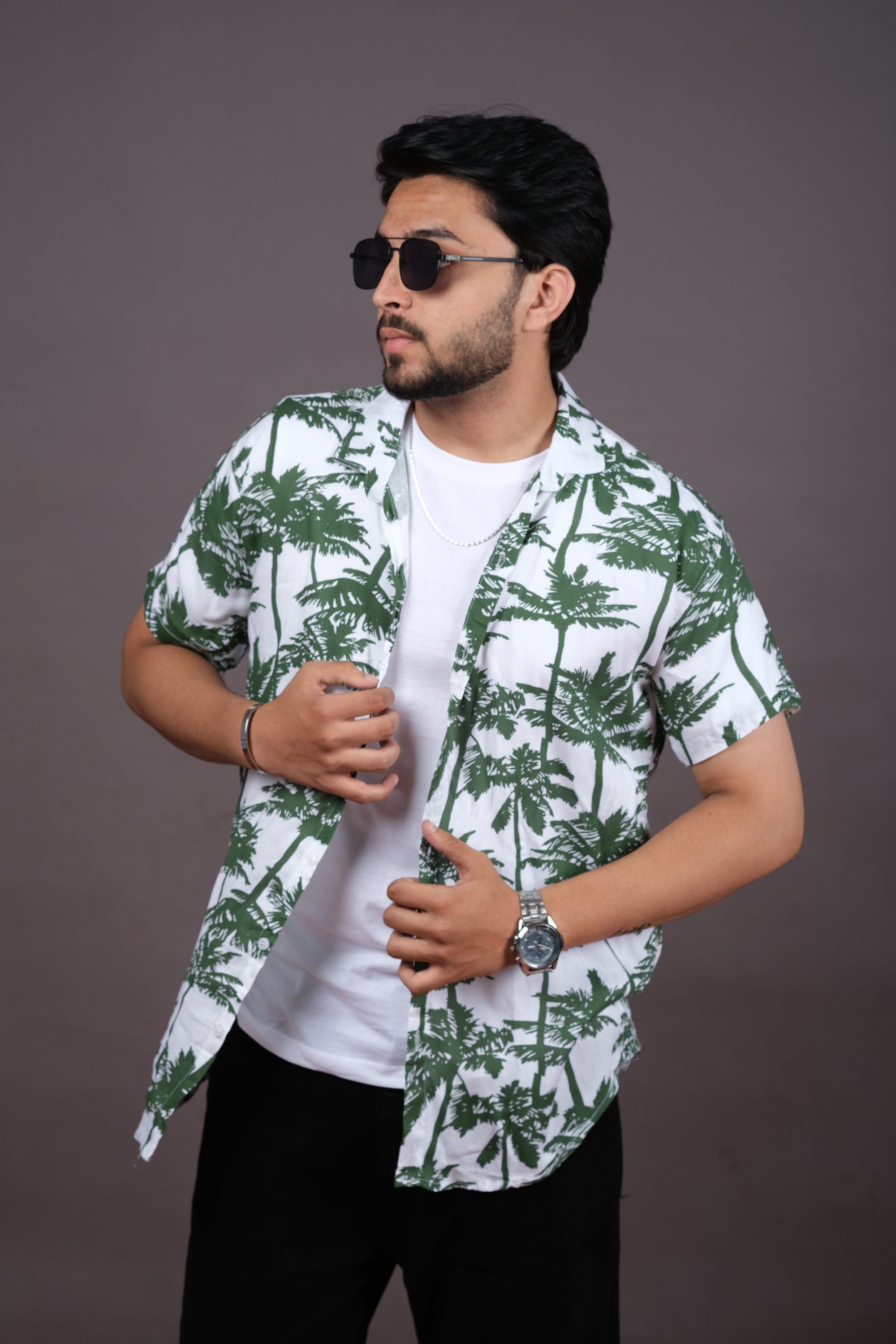 Men's Green Palm Tree Print Summer Shirt